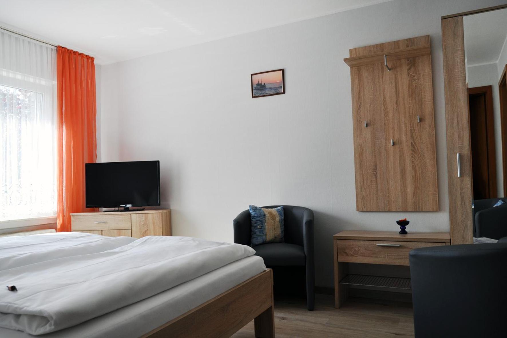 Arndt Ug Hotel *