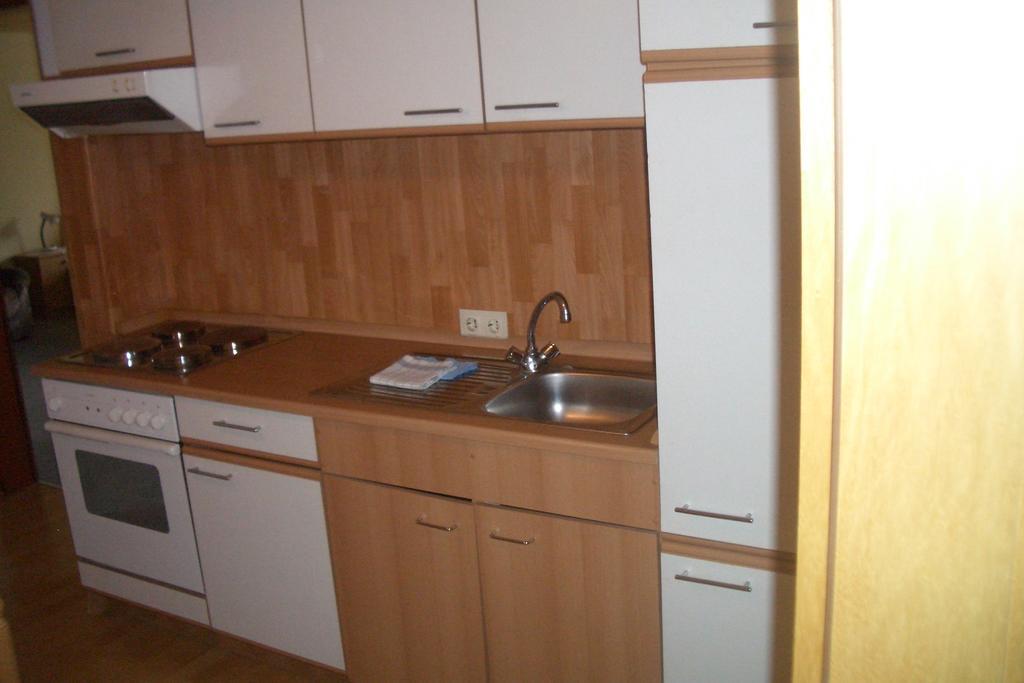 Arndt Ug Hotel Schillig